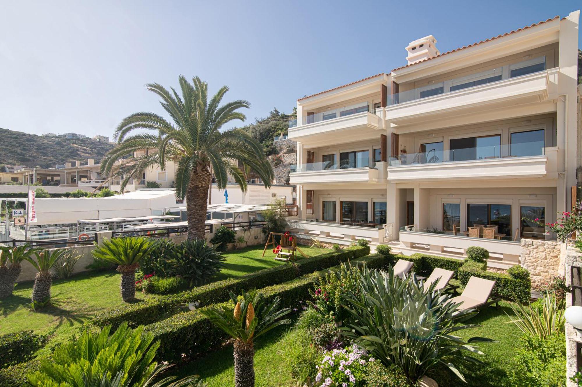 Beachfront Green Apt-Ligaria Beach Exteriör bild